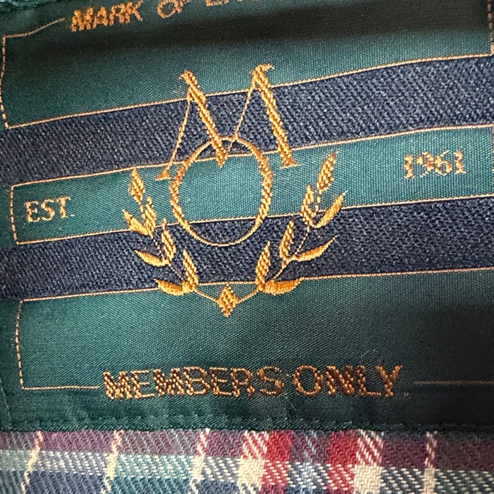 Vintage Members Only Men's Beige Jacket with Green Lining - Picture 2 of 14